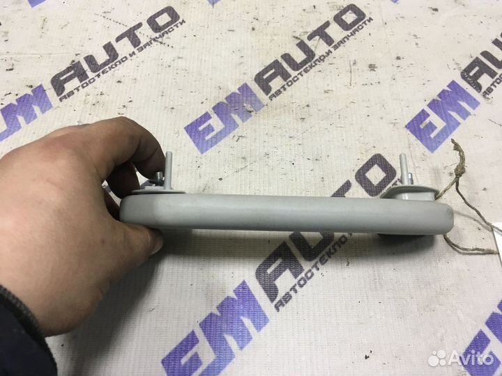 Ручка потолочная Ниссан Альмера G15