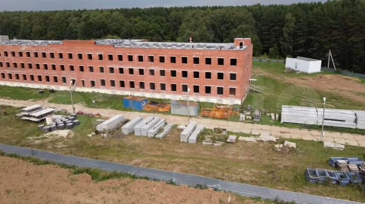 Здание, 8500 м²