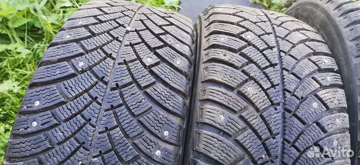 Bfgoodrich G-Force Stud 225/50 R17 98Q