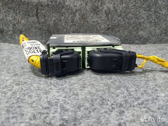 Блок управления airbag Hyundai Elantra 5 MD G4FG