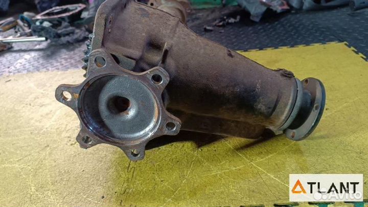 Редуктор передний toyota hiace regius