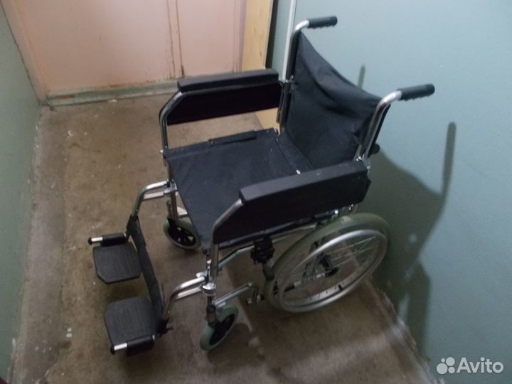 Инвалидная коляска