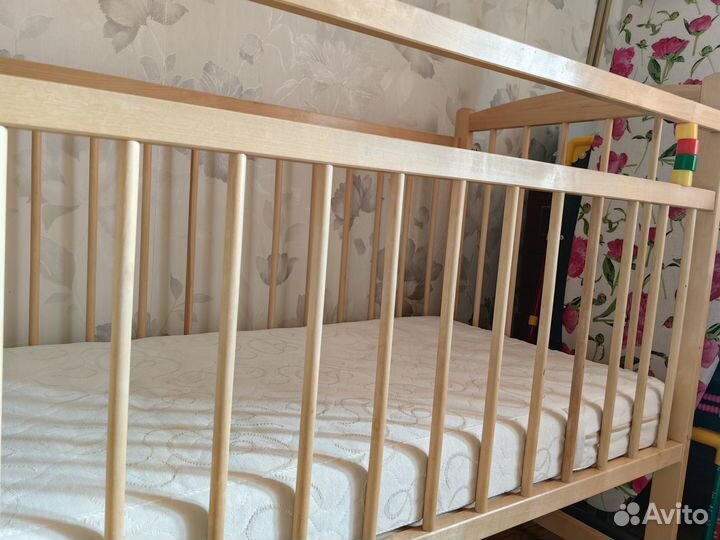Детская кроватка
