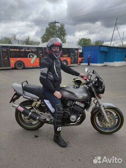 Honda CB400sf версия R