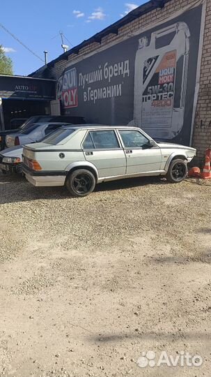 Alfa Romeo 75. 87г. живой кузов + доки