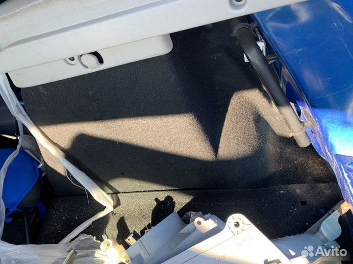 Обшивки багажника Renault Sandero 2 2015