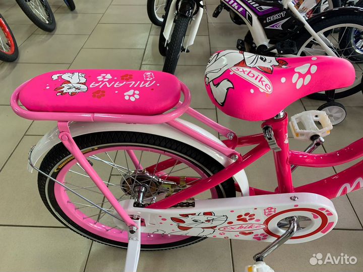 Велосипед с корзинкой для девочки