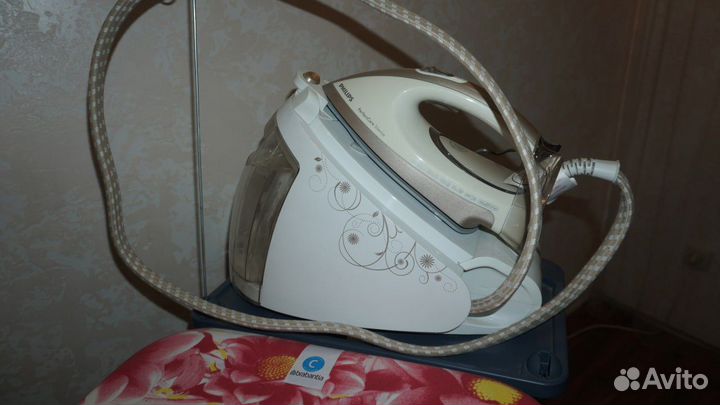 Парогенератор и гладильная доcка Philips