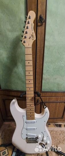 Электрогитара G&l legacy