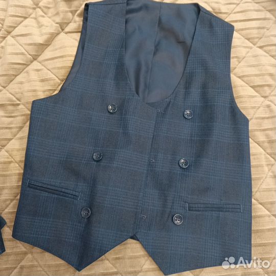 Пиджак и жилетка для мальчика