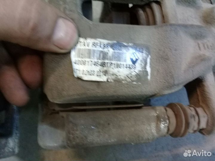 Суппорт передний Nissan Almera G 15