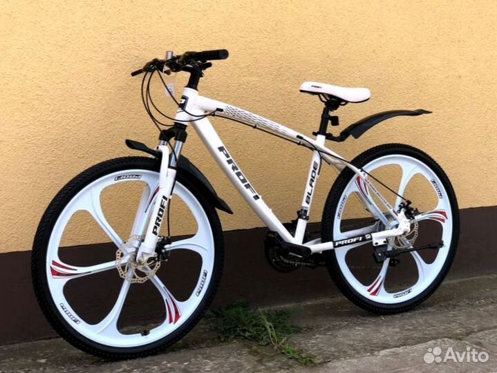 Велосипед на литых дисках