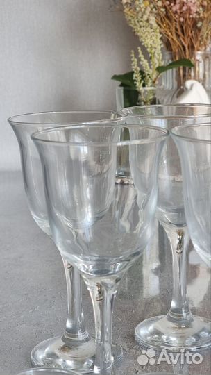 Бокалы и рюмки