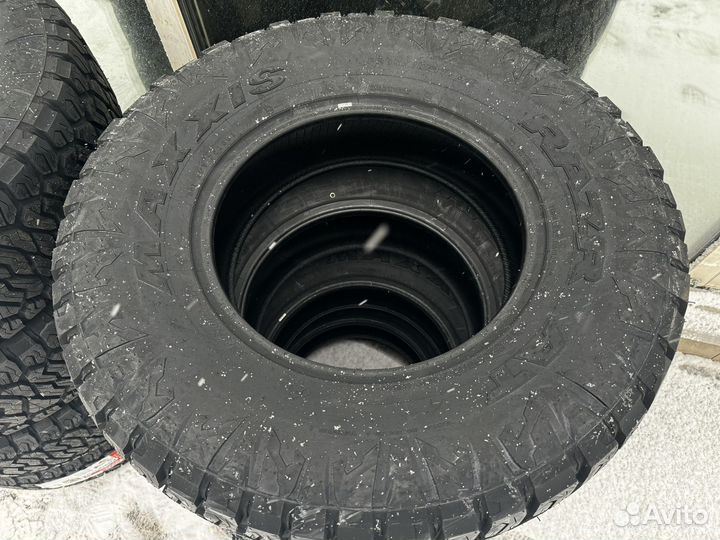 Maxxis AT-811 Razr AT 285/70 R17 117T