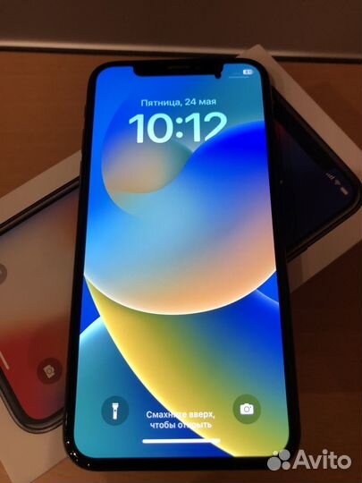 iPhone X, 64 ГБ