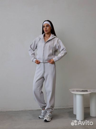 Спортивный костюм женский теплый