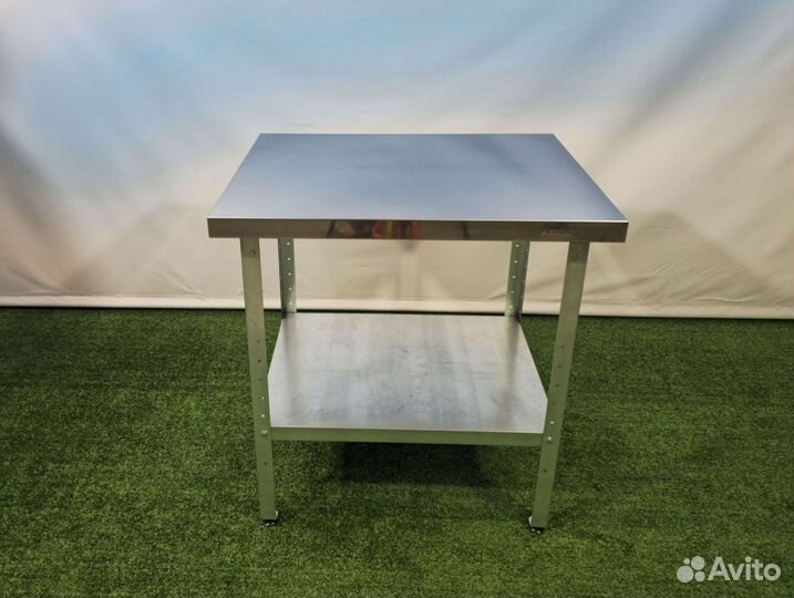 Стол разделочный (600х600х850)