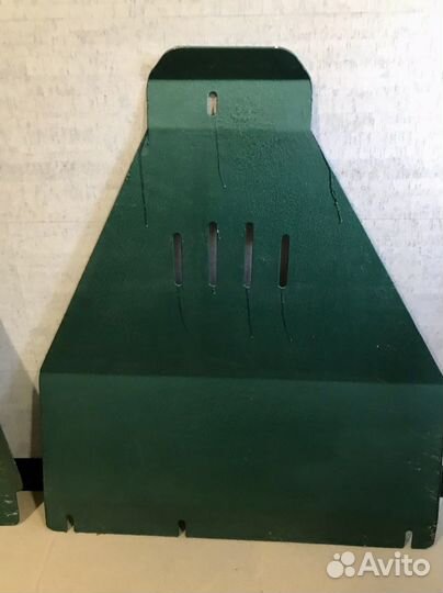 Защита днища Nissan Pathfinder