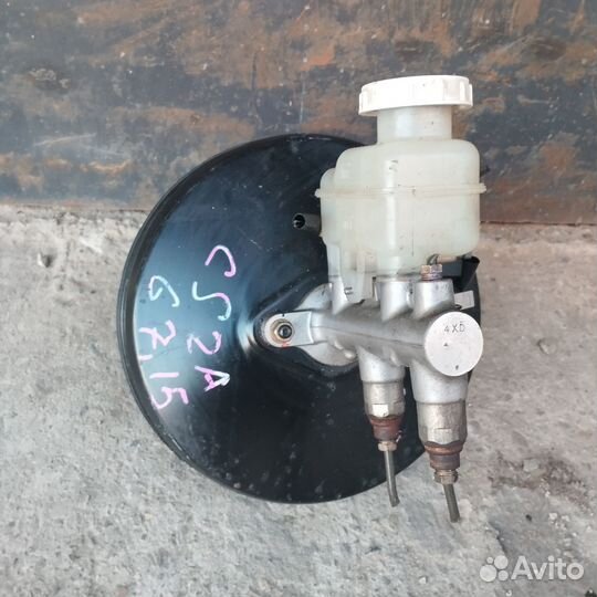 Главный тормозной Mitsubishi Lancer Cedia CS2A