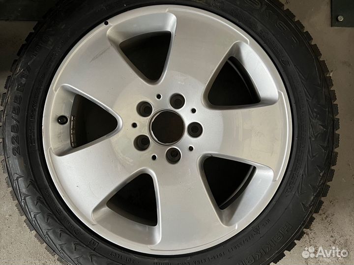 Колесо в сборе с диском mercedes A2214010302