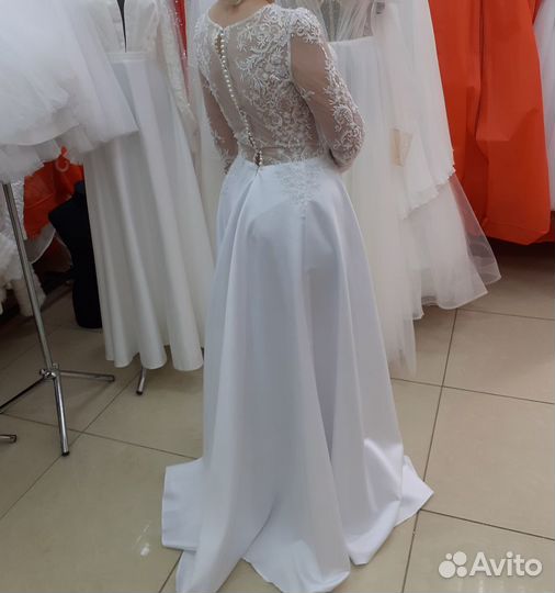 Свадебное платье
