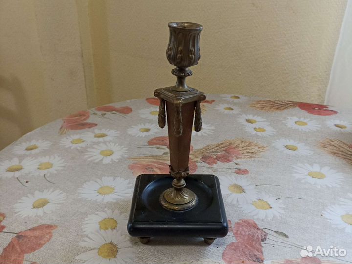 Подсвечник бронза