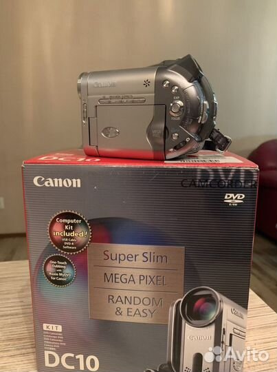 Видеокамера canonDC 10