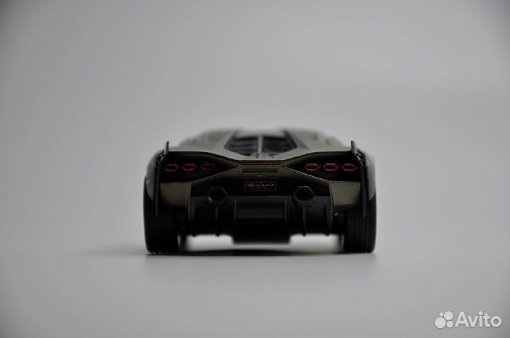 Модель автомобиля Lamborghini Sian FKP 37 металл