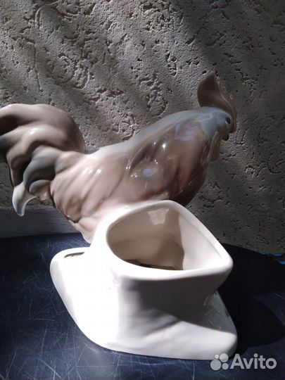 Статуэтка петух салфетница, карандашница, ваза