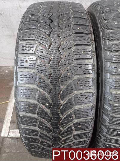 Bridgestone Blizzak Spike-01 215/60 R17 110