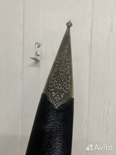 Кавказский кинжал