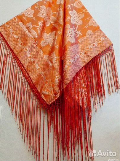 Советские платки с кистями и без