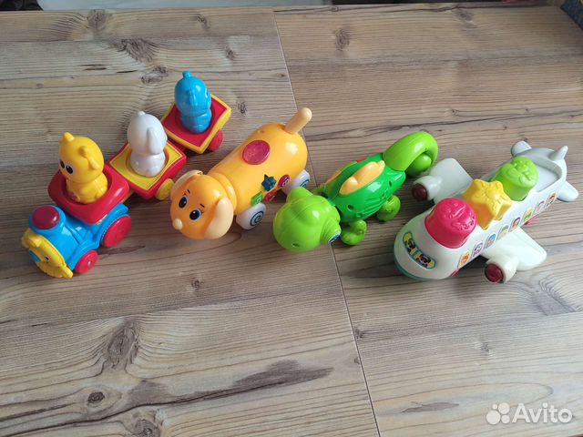 Музыкальные развивающие игрушки для малышей