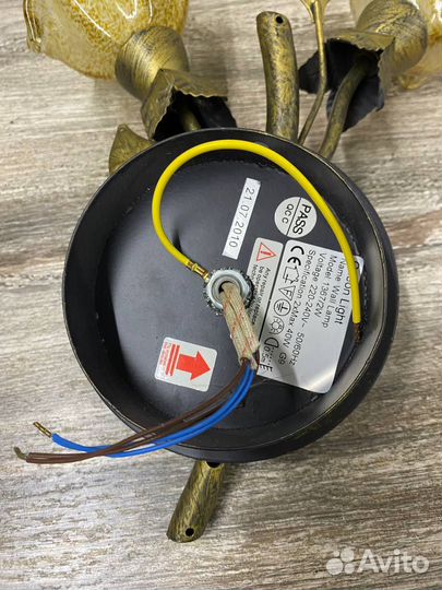 Настенный светильник бра