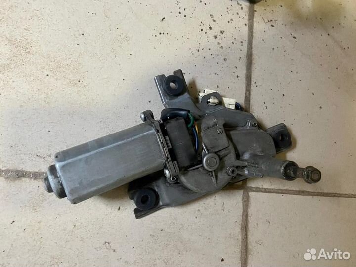 Мотрчик дворника Toyota Land Cruiser 105