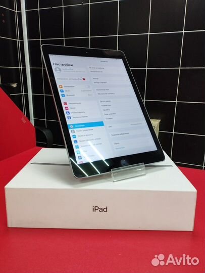 Планшет Apple iPad Air 2 Wi-Fi