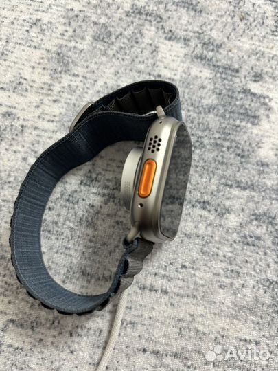 Apple watch ultra 2 49mm titanium