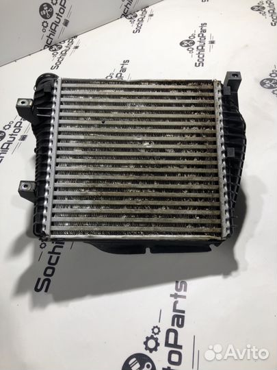 Радиатор интеркулера Volkswagen Touareg, Audi Q7