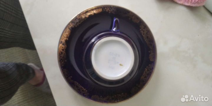 Чайные чашки с блюдцами