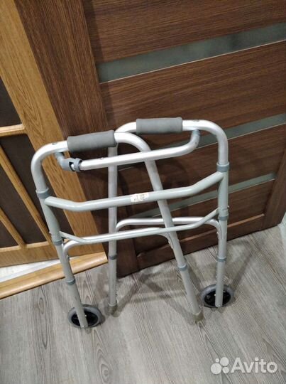 Ходунки для взрослых