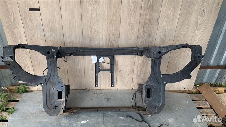 Панель передняя телевизор от Mercedes Benz W164 M