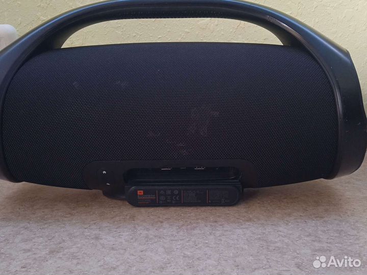 Jbl boombox оригинал