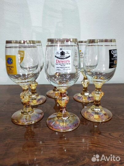 Подарочный набор рюмок. Цветное стекло