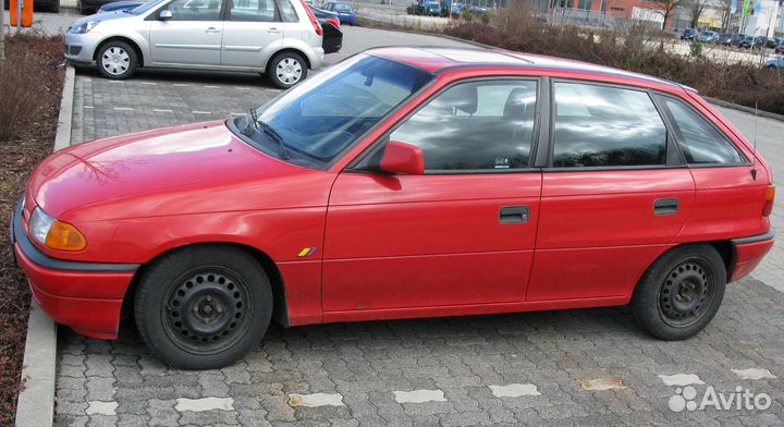 Opel Astra F з.части