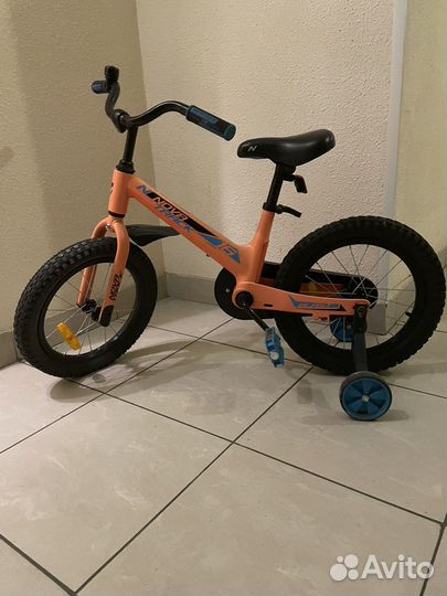 Детский велосипед Novatrack Blast 16