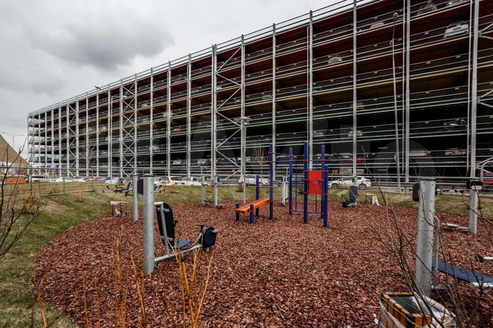 Машиноместо, 14 м²