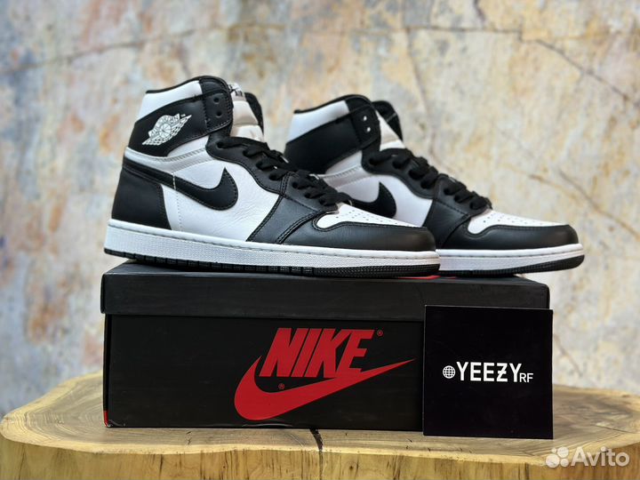 Nike Air Jordan 1 Retro High OG Black White