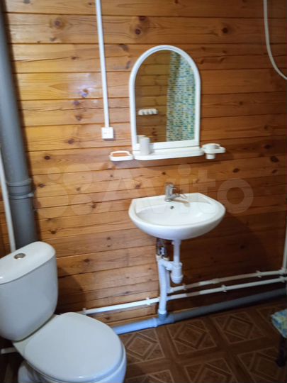 Комната 25 м² в 3-к., 1/2 эт.