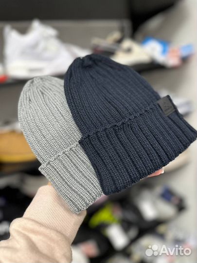 Шапки в ассортисенте