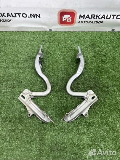 Петли капота Suzuki Sx4 1 1.6 M16A 2009